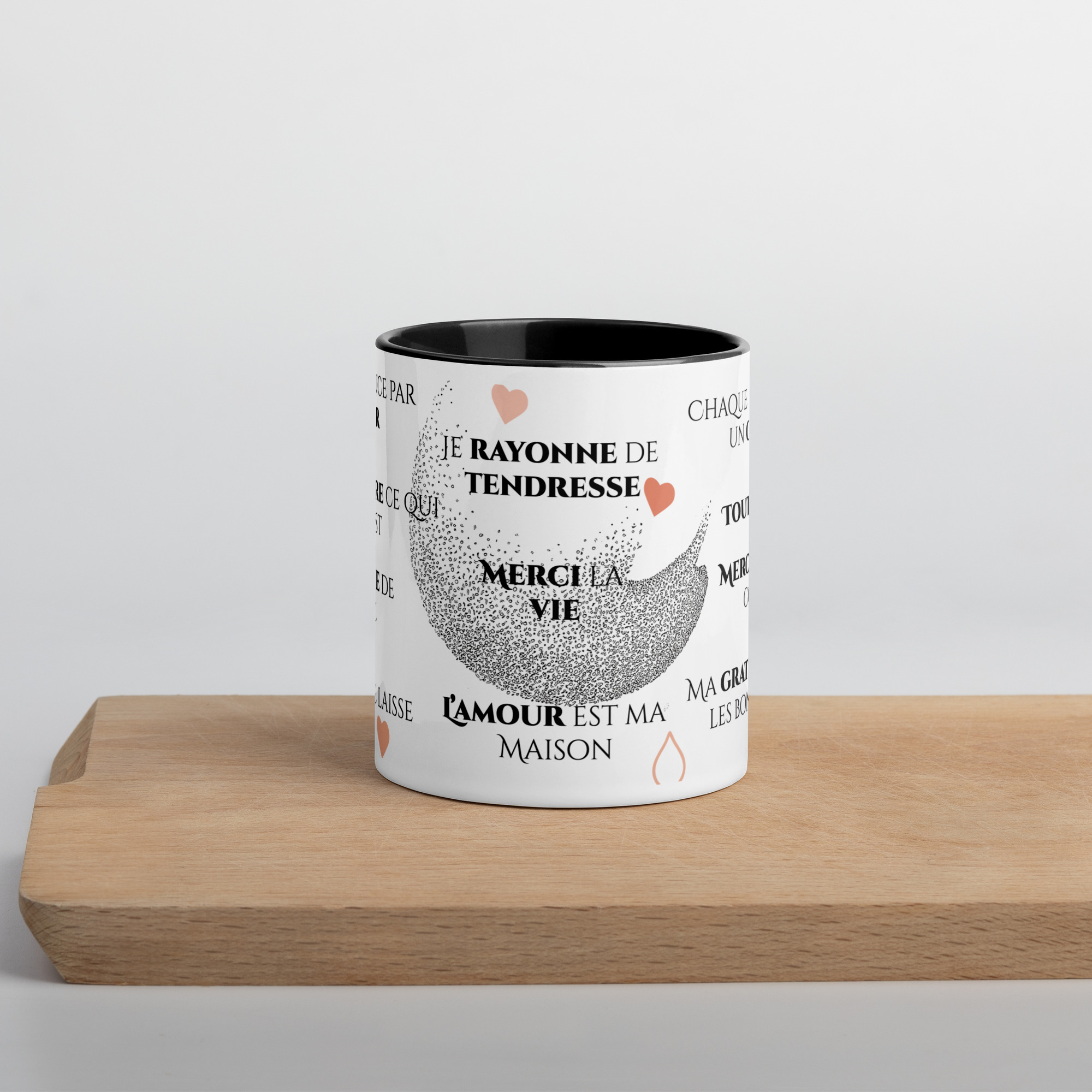 Tasse “Amour & Gratitude” – Le cœur en éveil, dès le matin